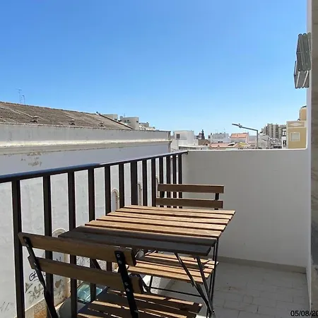 Δωμάτια σε οικογενειακή κατοικία Blife Julya Private